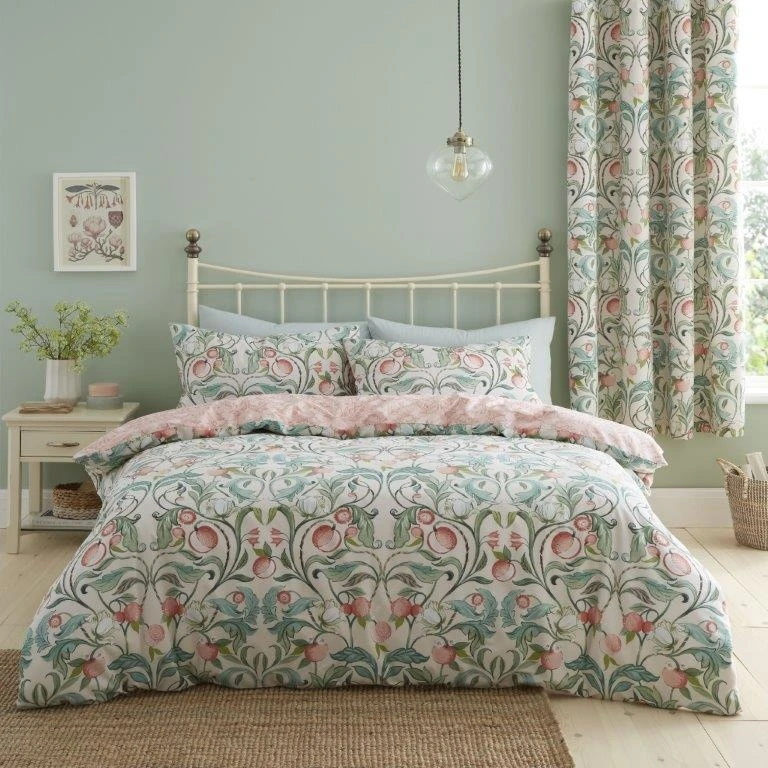 Catherine Lansfield Clarence Floral Duvet Set 1 Catherine Lansfield Clarence Floral Duvet Set